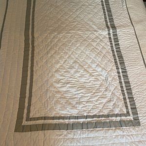 Pottery Barn baby bedding